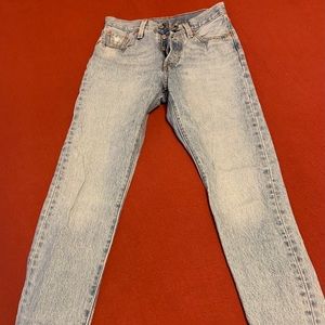 Levi’s 501 Skinny (Size 23)